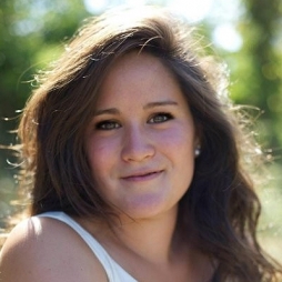 Hanna Sakakibara is an Environmental Graphic Designer at Johnson & Johnson in New York City. Hanna Sakakibara is an Environmental Graphic Designer at Johnson & Johnson in New York City.
